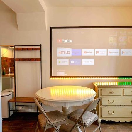 Studio With Home Cinema@Paris Chatelet Экстерьер фото