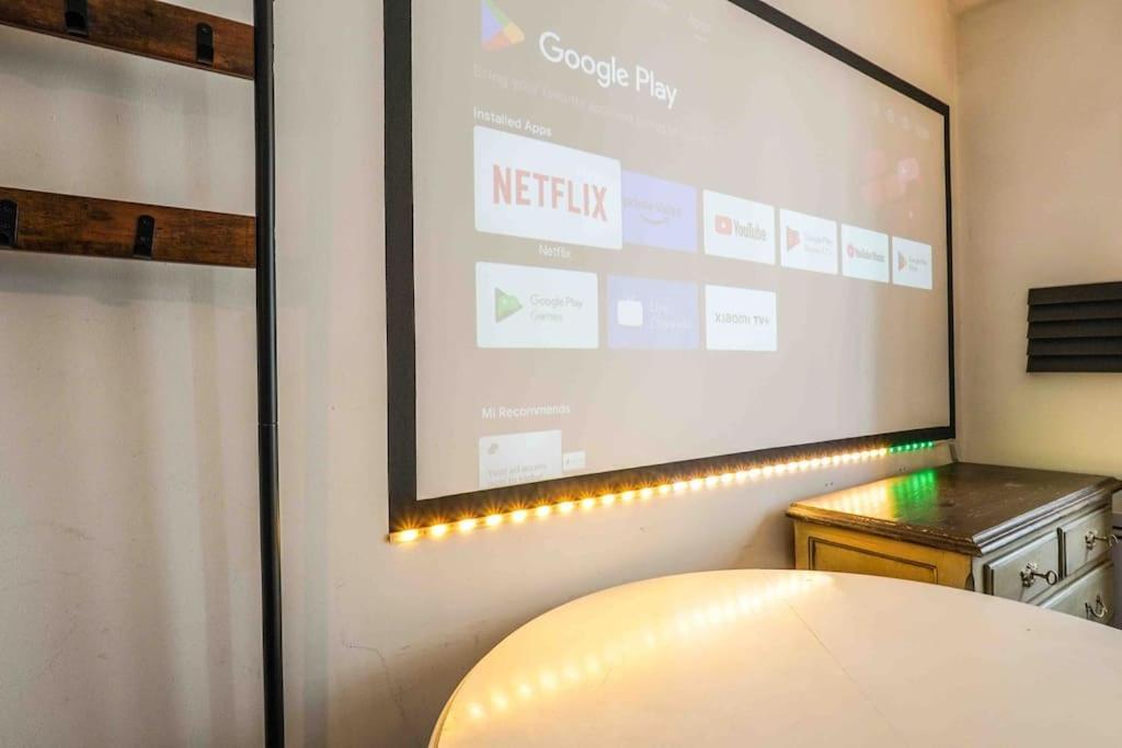 Studio With Home Cinema@Paris Chatelet Экстерьер фото